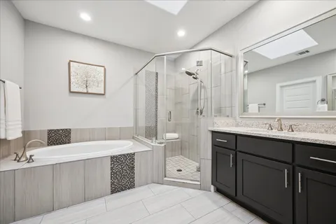 $825,000 | 2430 Sheridan Street, Houston, TX 77030