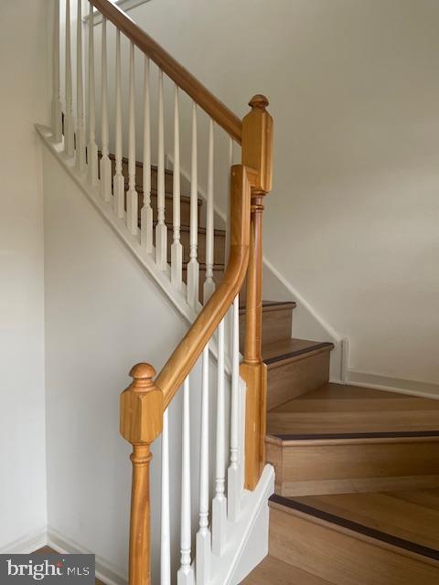 9200 Old Newtown Road Philadelphia, PA 19115 - Photo 32 of 36 a view of entryway