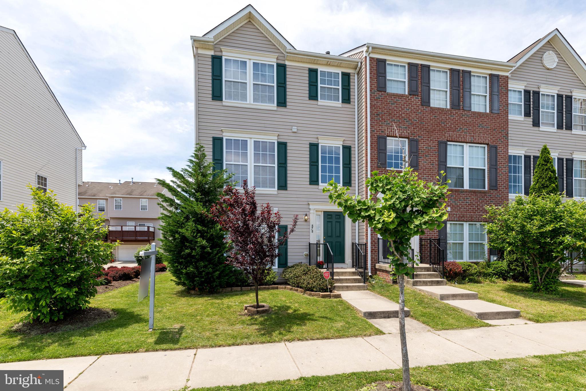 878 Lowe Road Baltimore, MD 21220 - Photo 4 of 41