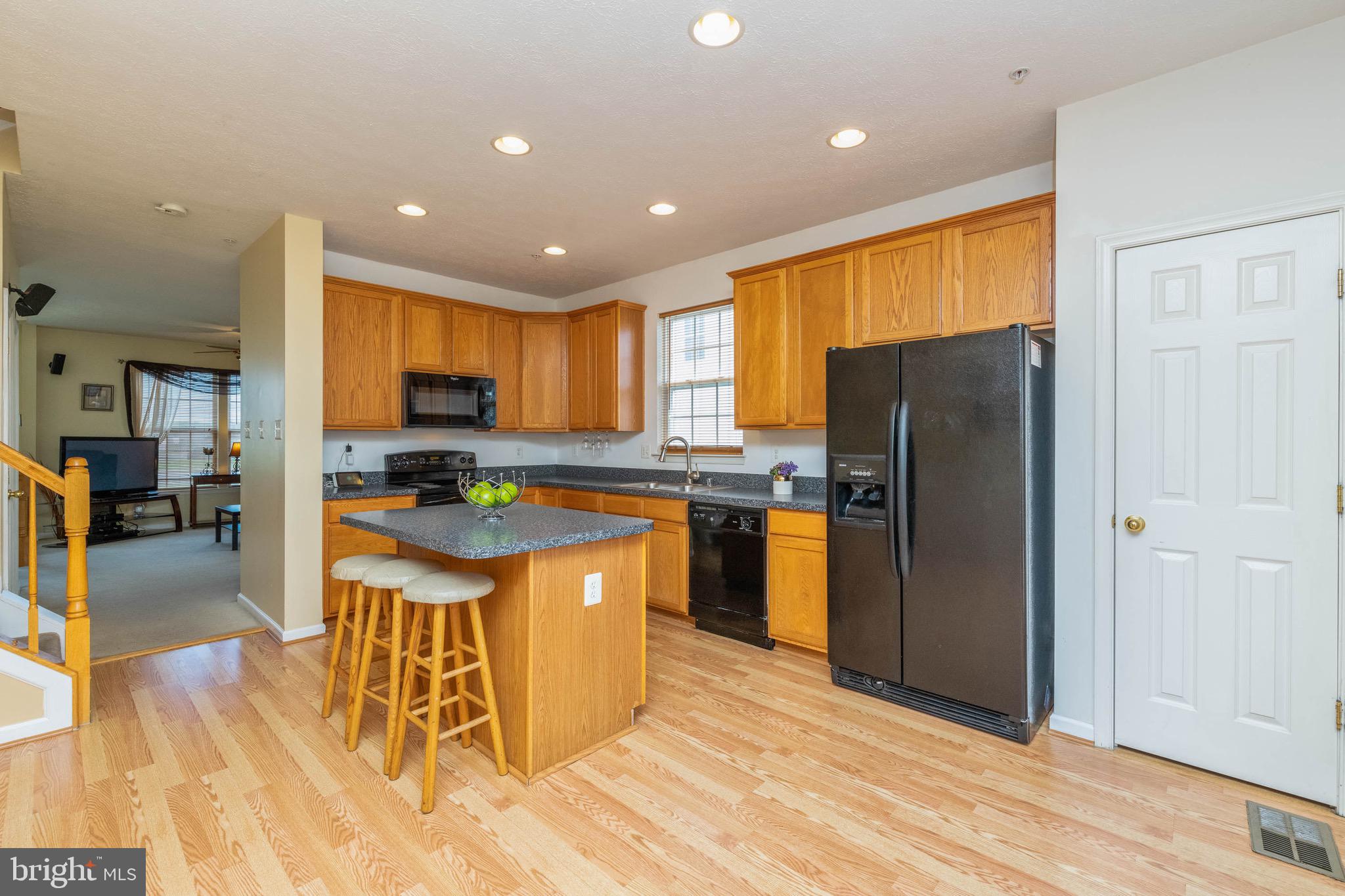 878 Lowe Road Baltimore, MD 21220 - Photo 8 of 41