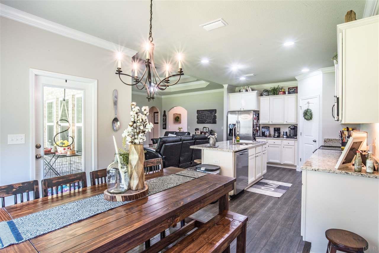 2930 Gemstone Circle Pace, FL 32571 - Photo 8 of 30