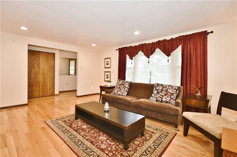 8228 Post Road Allison Park, PA 15101 - Photo 4 of 25 Living room