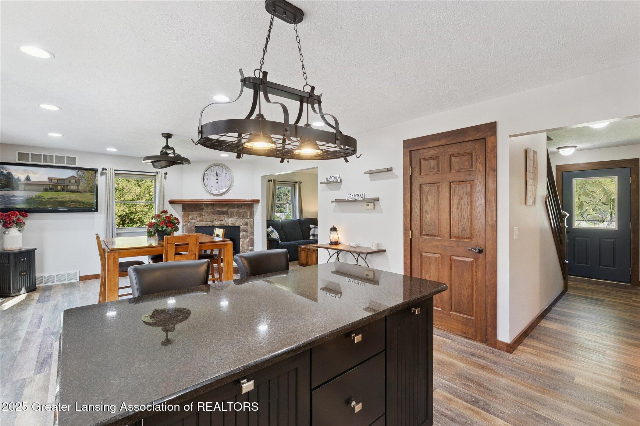 881 Oakhurst Road Fowlerville, MI 48836 - Photo 14 of 46 14-881-Oakhurst-Rd-Fowlerville-MI-48836-