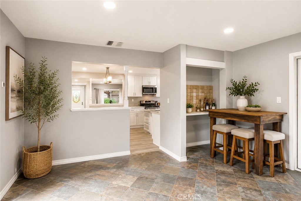 2255 Fig Street Simi Valley, CA 93063 - Photo 8 of 22
