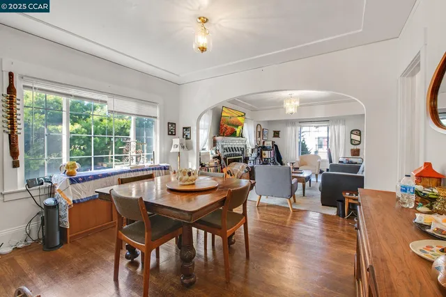 $1,099,000 | 985 39th Street, Oakland, CA 94608