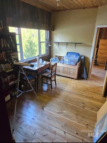 $200,000 | 27 Grizzly Lane, Challis, ID 83226