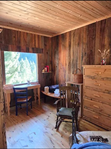 $200,000 | 27 Grizzly Lane, Challis, ID 83226