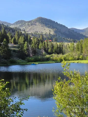 $200,000 | 27 Grizzly Lane, Challis, ID 83226