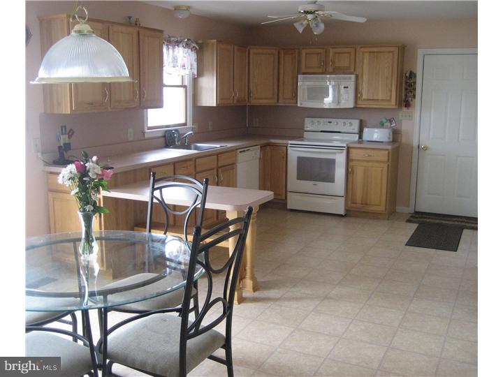 905 Center Road Leesport, PA 19533 - Photo 10 of 12 Gallery Image 10