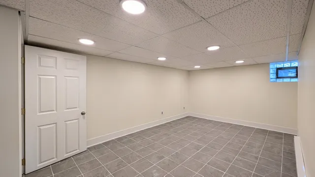 $1,300 | 607 Walnut Street, Unit 5, Lemont, IL 60439