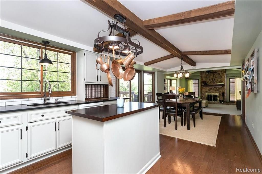 3600 Salem Drive Rochester Hills, MI 48306 - Photo 12 of 46