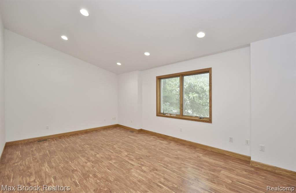 1615 Dutton Road Rochester Hills, MI 48306 - Photo 40 of 50