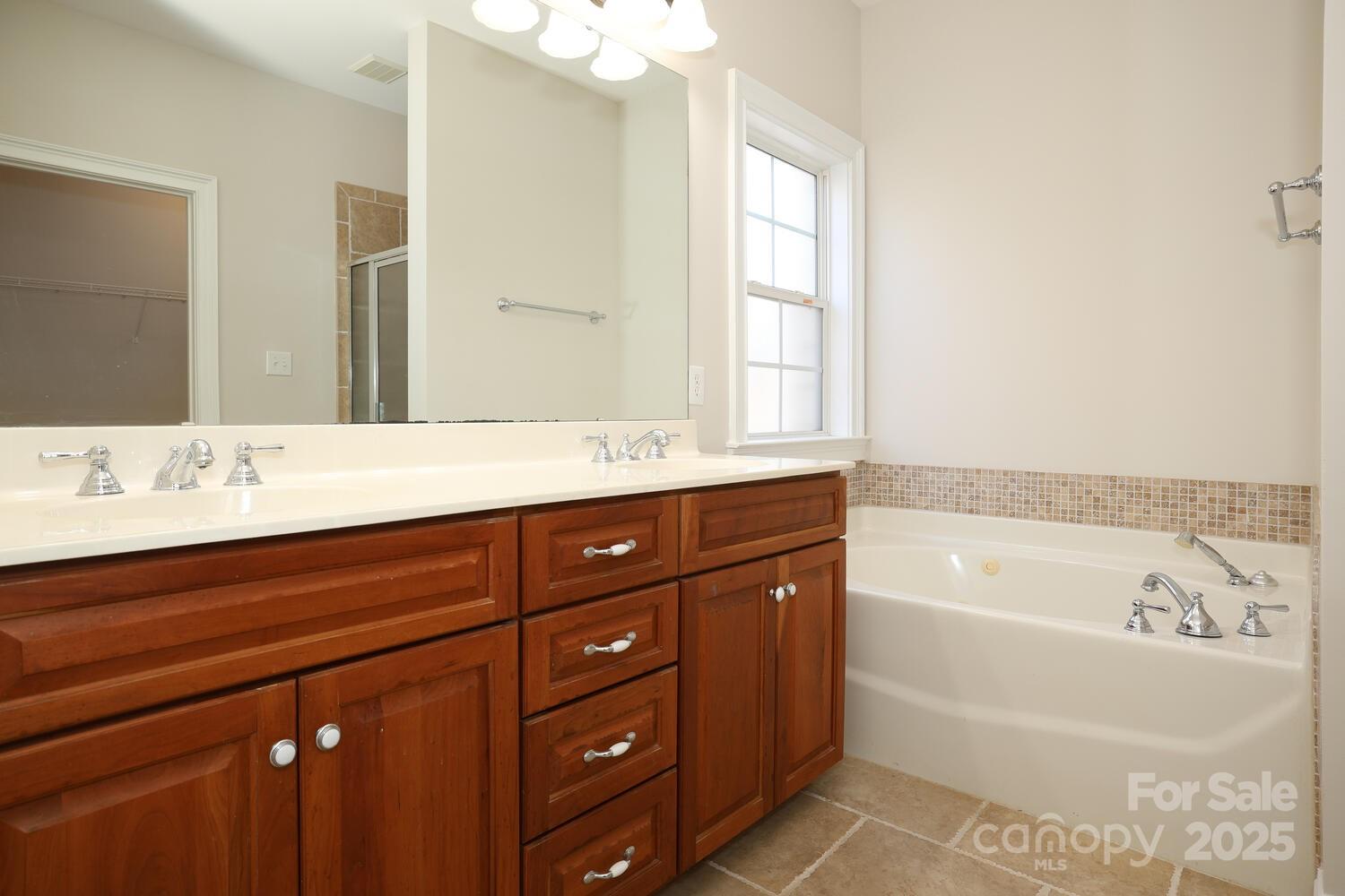 5727 Chalyce Lane Charlotte, NC 28270 - Photo 22 of 43 Gallery Image 22