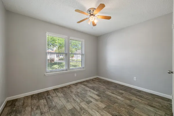 $2,500 | 7501 Whistlestop Drive, Austin, TX 78749