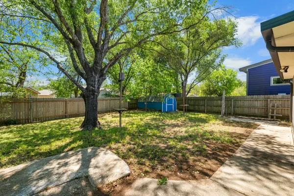 $2,500 | 7501 Whistlestop Drive, Austin, TX 78749