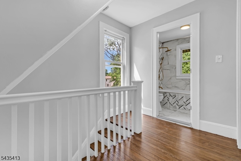 529 Wheatsheaf Road Roselle, NJ 07203 - Photo 37 of 46