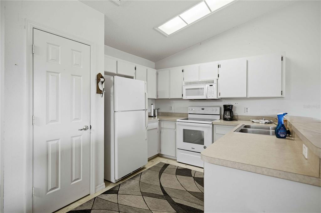 3377 Southwest 126th Lane Road Ocala, FL 34473 - Photo 9 of 27