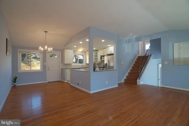 $469,900 | 7422 Dominion Drive, Oxon Hill, MD 20745