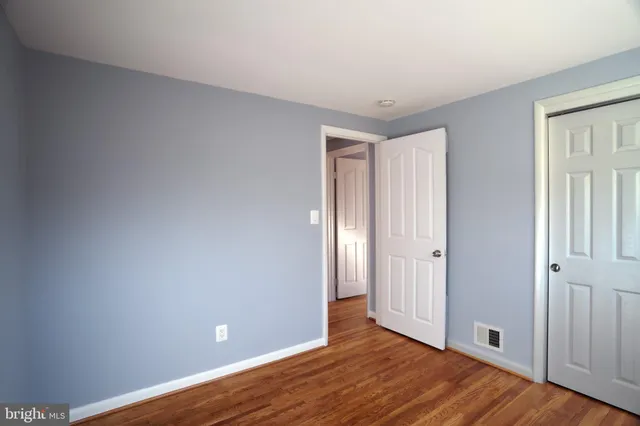 $469,900 | 7422 Dominion Drive, Oxon Hill, MD 20745