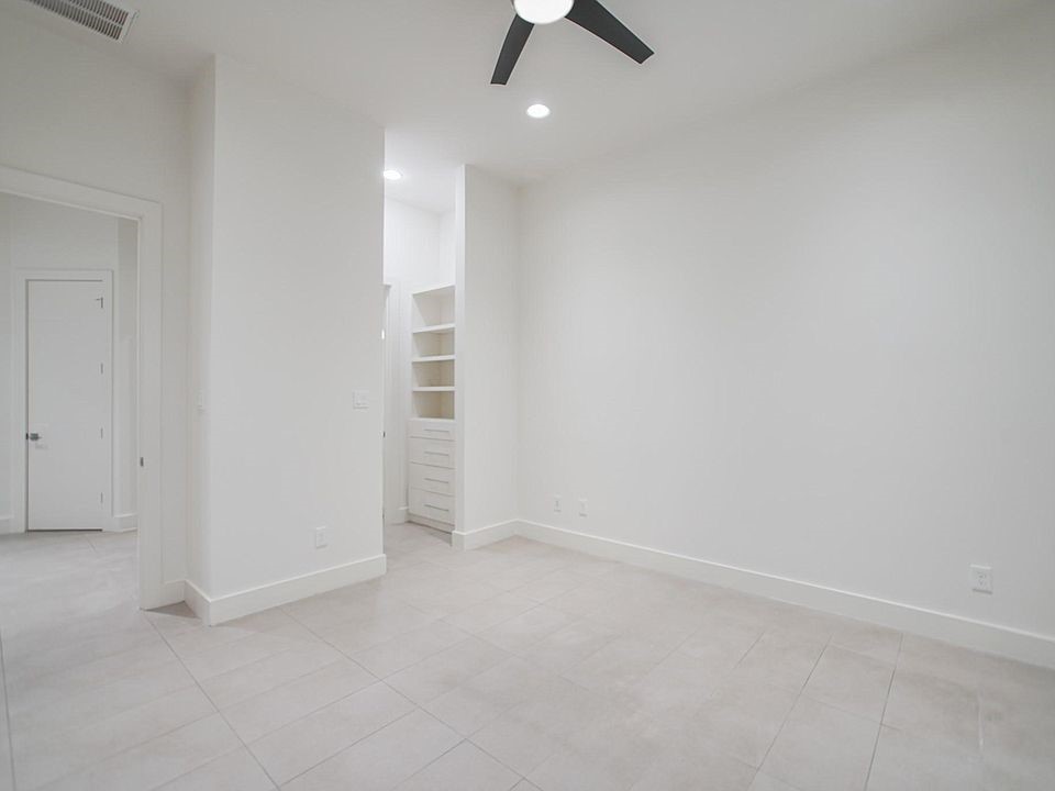 2004 Rosedale Street, Unit F Houston, TX 77004 - Photo 4 of 30