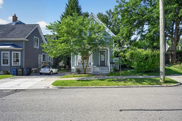 $565,000 | 207 West Jefferson Street, Ann Arbor, MI 48103