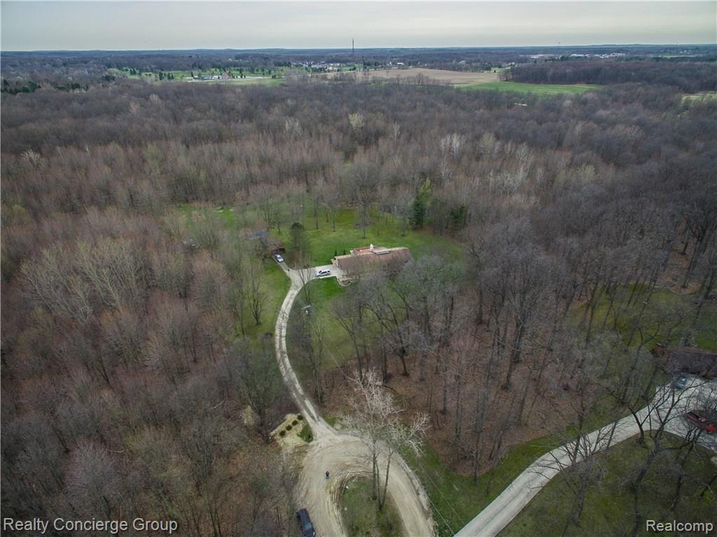 2549 Cinnamon Ridge Road Howell, MI 48855 - Photo 26 of 39 Cinnamon Ridge-34.jpg