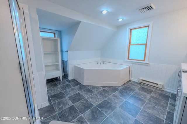 $399,000 | 128 Fish Lane, East Stroudsburg, PA 18301