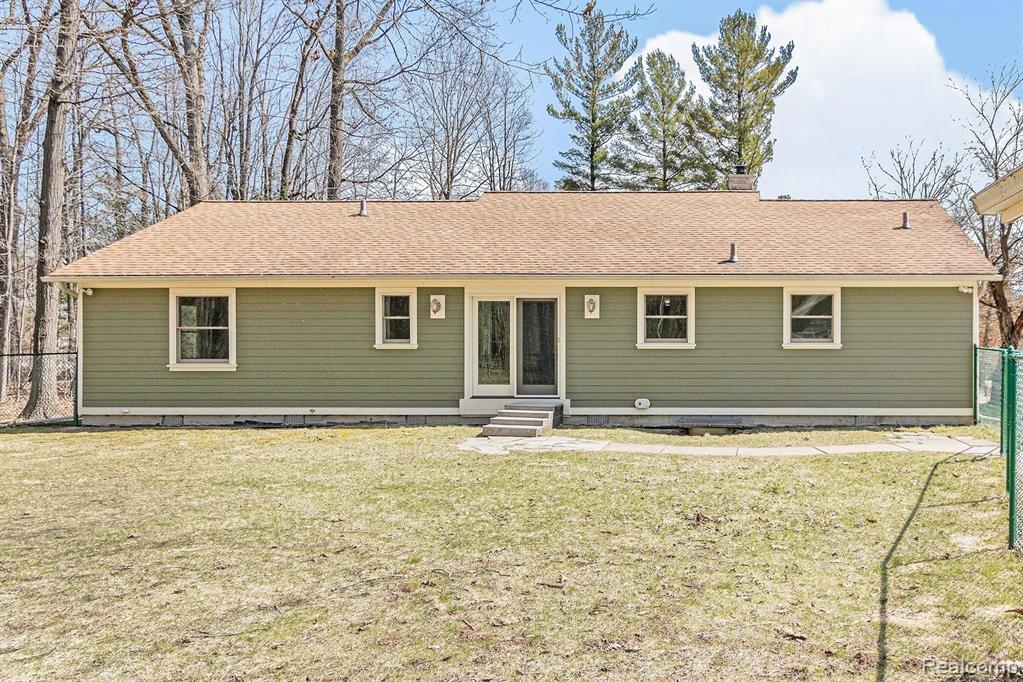 2560 Werner Road Columbus, MI 48063 - Photo 4 of 19
