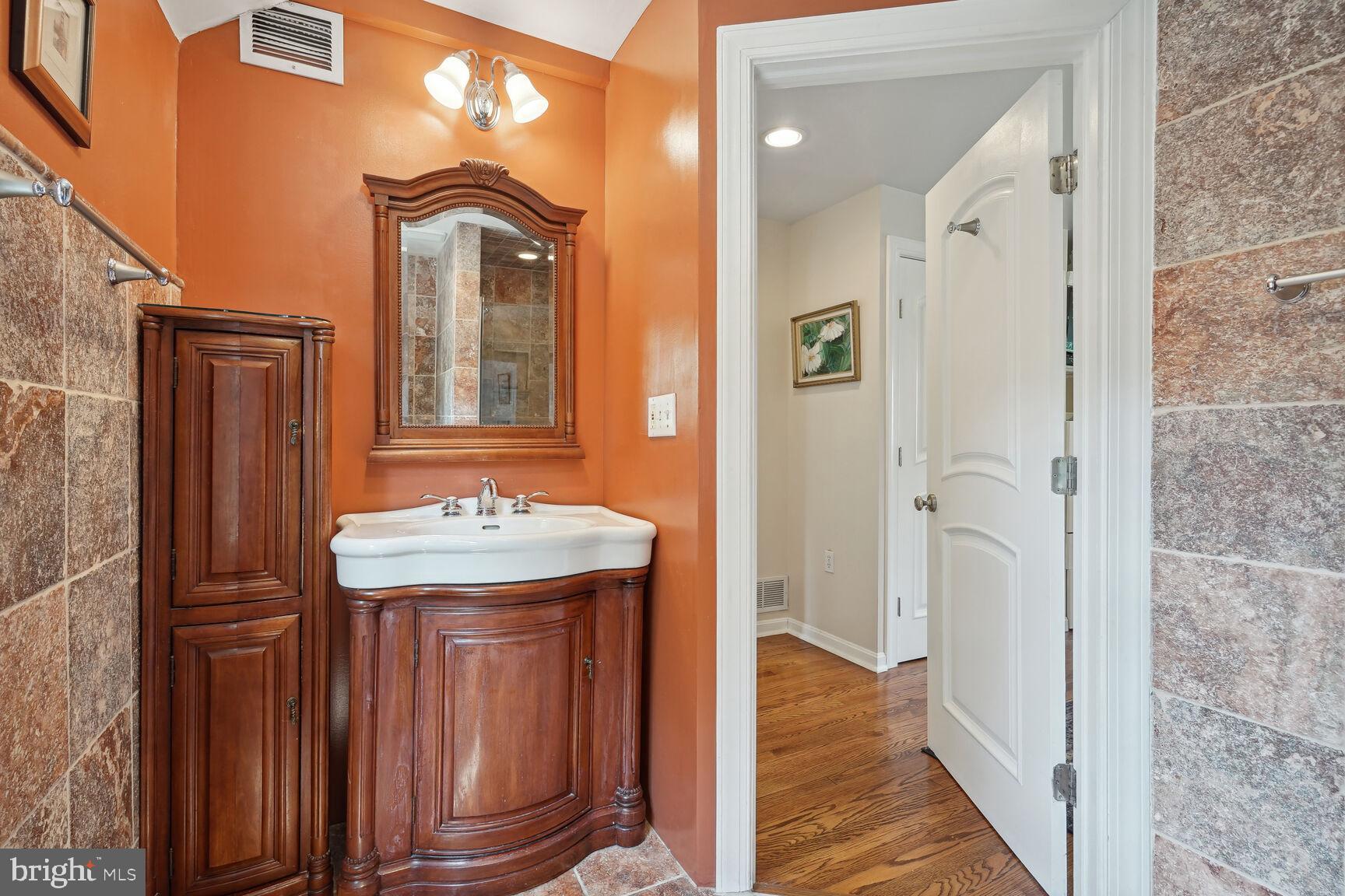 10114 Cedar Lane Kensington, MD 20895 - Photo 31 of 52