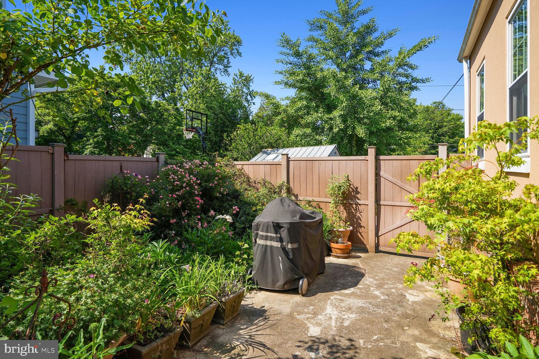 10114 Cedar Lane Kensington, MD 20895 - Photo 44 of 52