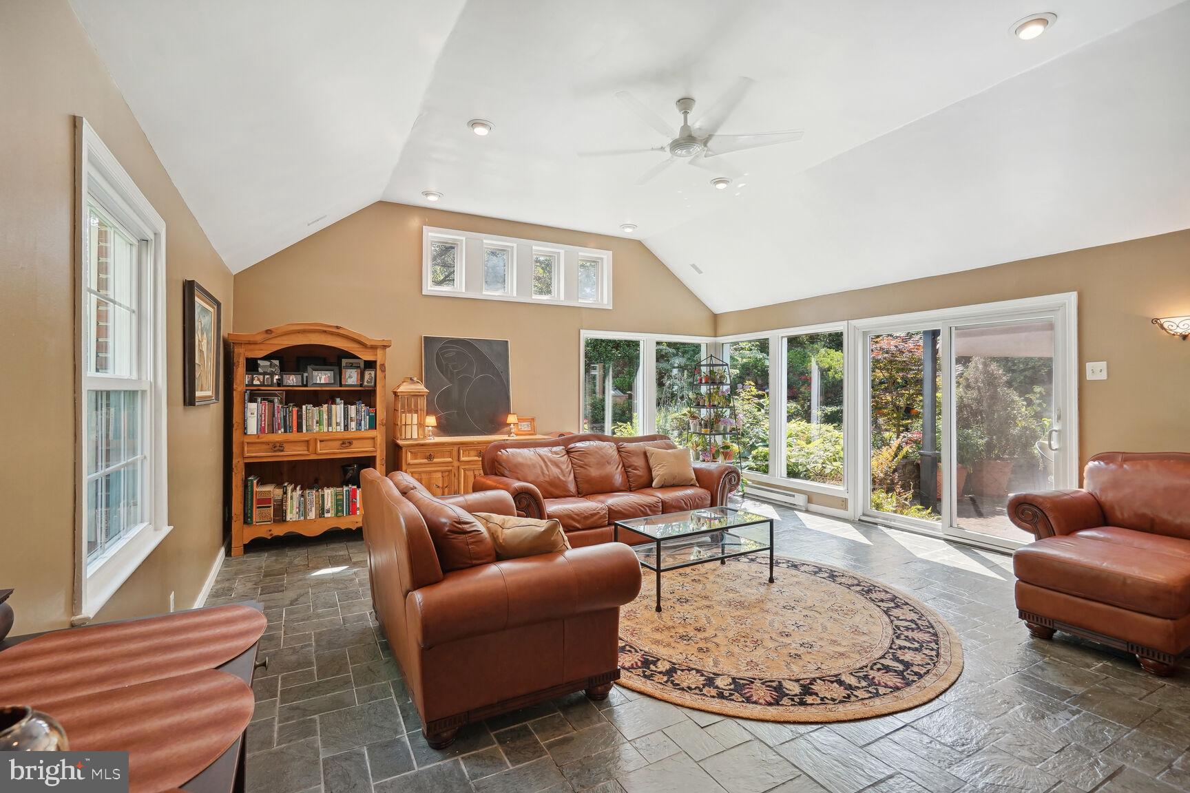 10114 Cedar Lane Kensington, MD 20895 - Photo 9 of 52