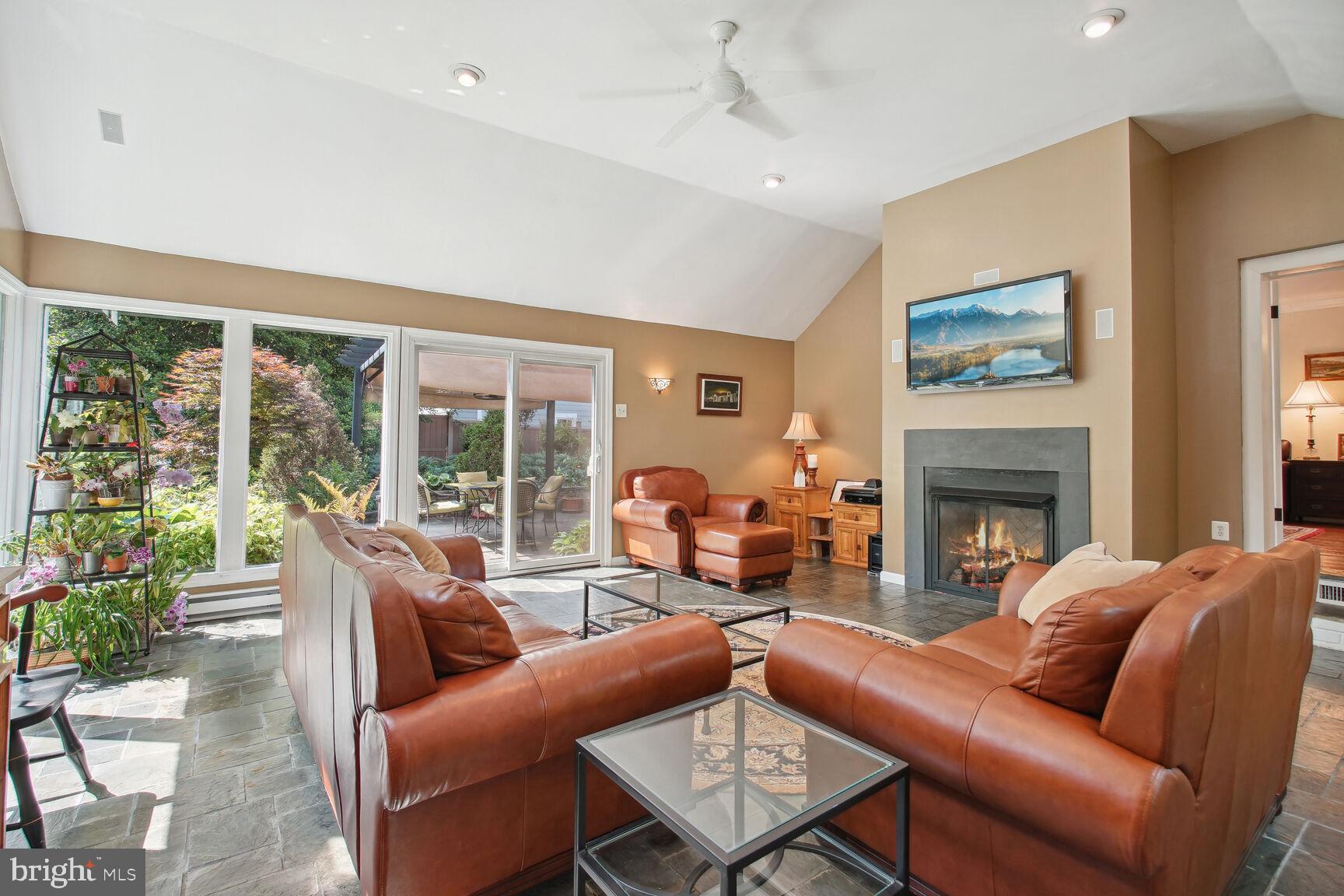 10114 Cedar Lane Kensington, MD 20895 - Photo 10 of 52