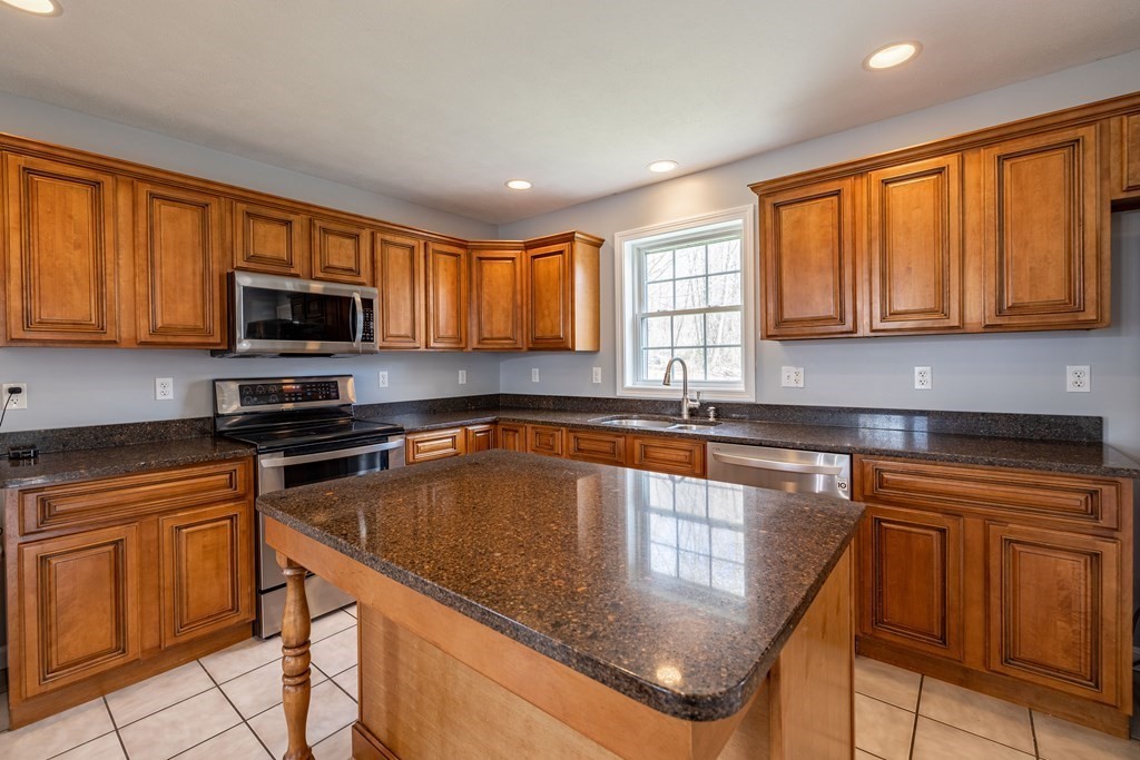 58 Town Farm Road Warren, MA 01083 - Photo 9 of 42 Gallery Image 9