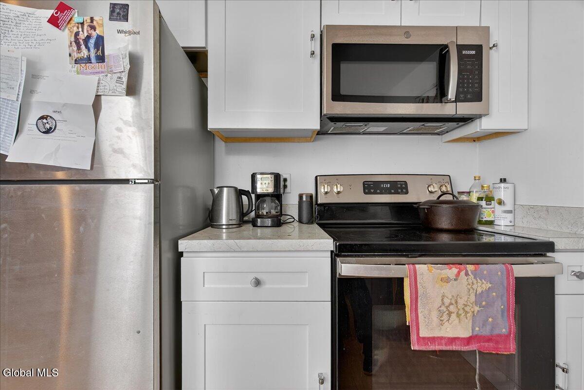 206 North Pearl Street, Unit 204 Albany, NY 12207 - Photo 15 of 37 27-206 N PEARL-11