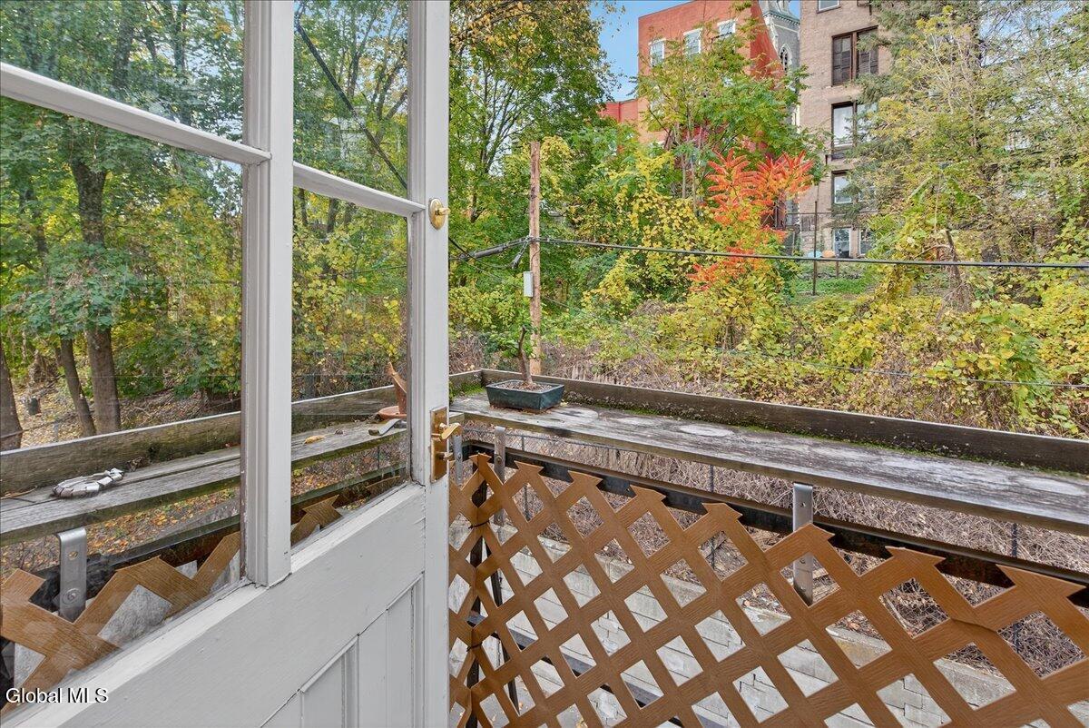 206 North Pearl Street, Unit 204 Albany, NY 12207 - Photo 18 of 37 16-206 N PEARL-22