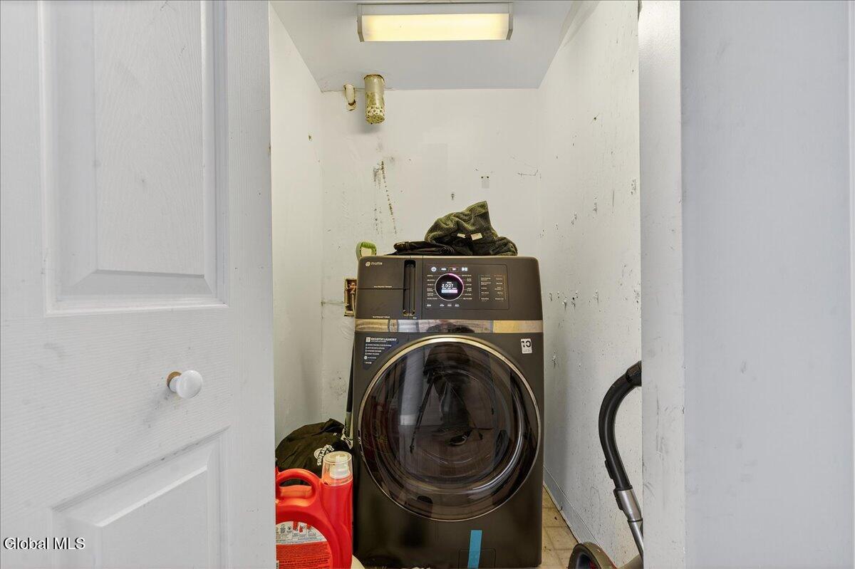 206 North Pearl Street, Unit 204 Albany, NY 12207 - Photo 23 of 37 06-206 N PEARL-32