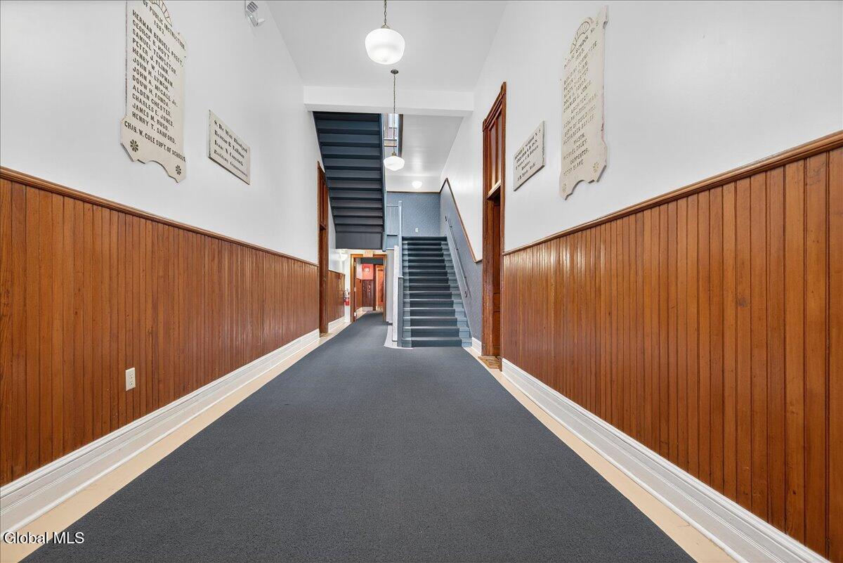 206 North Pearl Street, Unit 204 Albany, NY 12207 - Photo 9 of 37 09-206 N PEARL-29