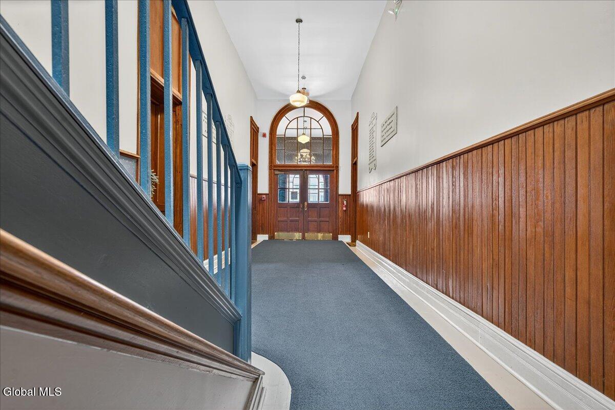 206 North Pearl Street, Unit 204 Albany, NY 12207 - Photo 10 of 37 10-206 N PEARL-28