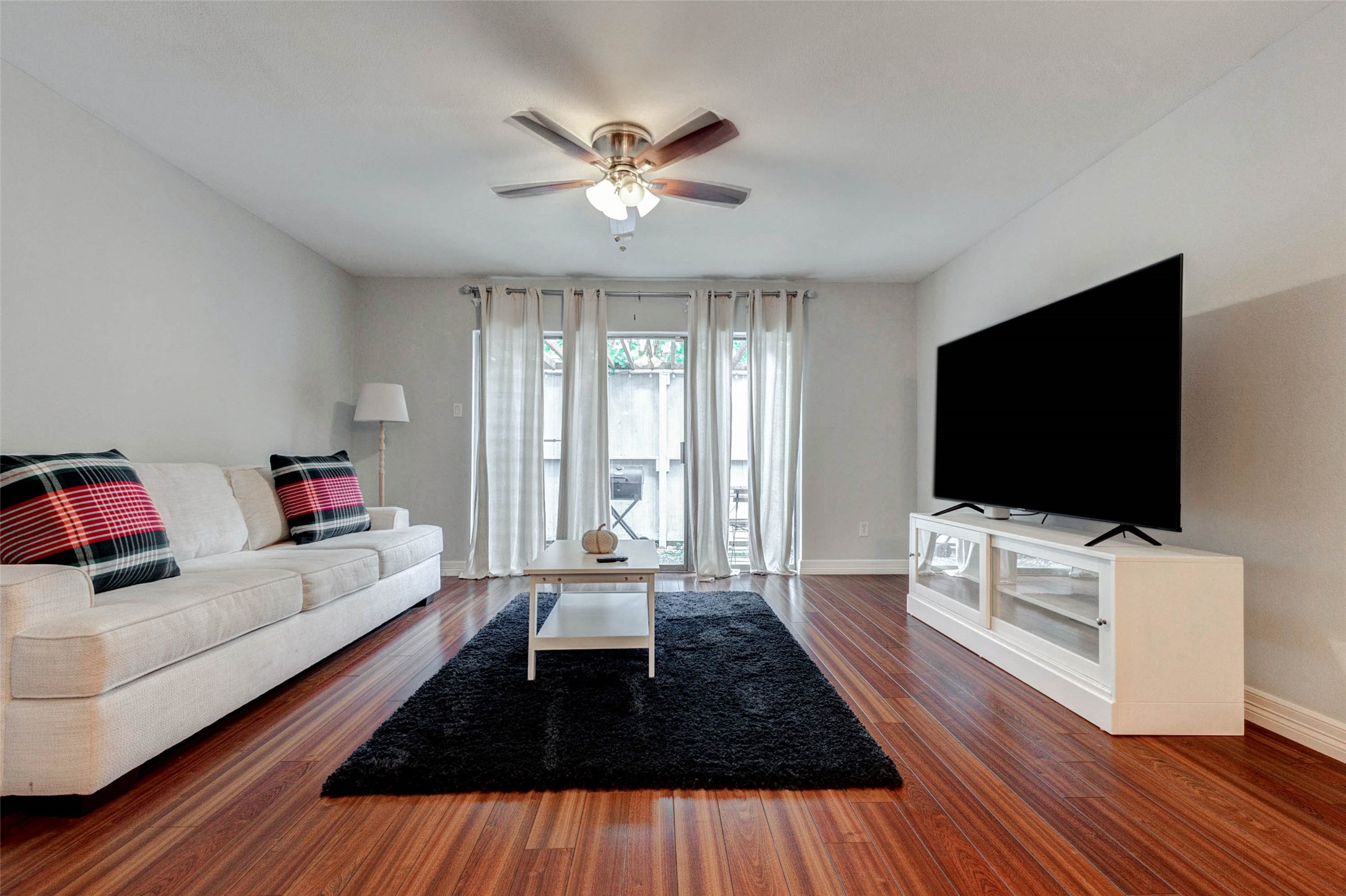 1212 Fairview Street, Unit A Houston, TX 77006 - Photo 9 of 25