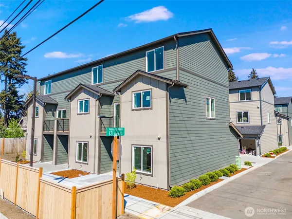 $472,900 | 17522 13 Avenue East, Unit C, Spanaway, WA 98387