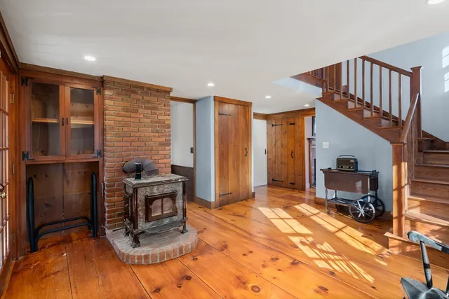 $849,000 | 220 South Main Street, Sherborn, MA 01770