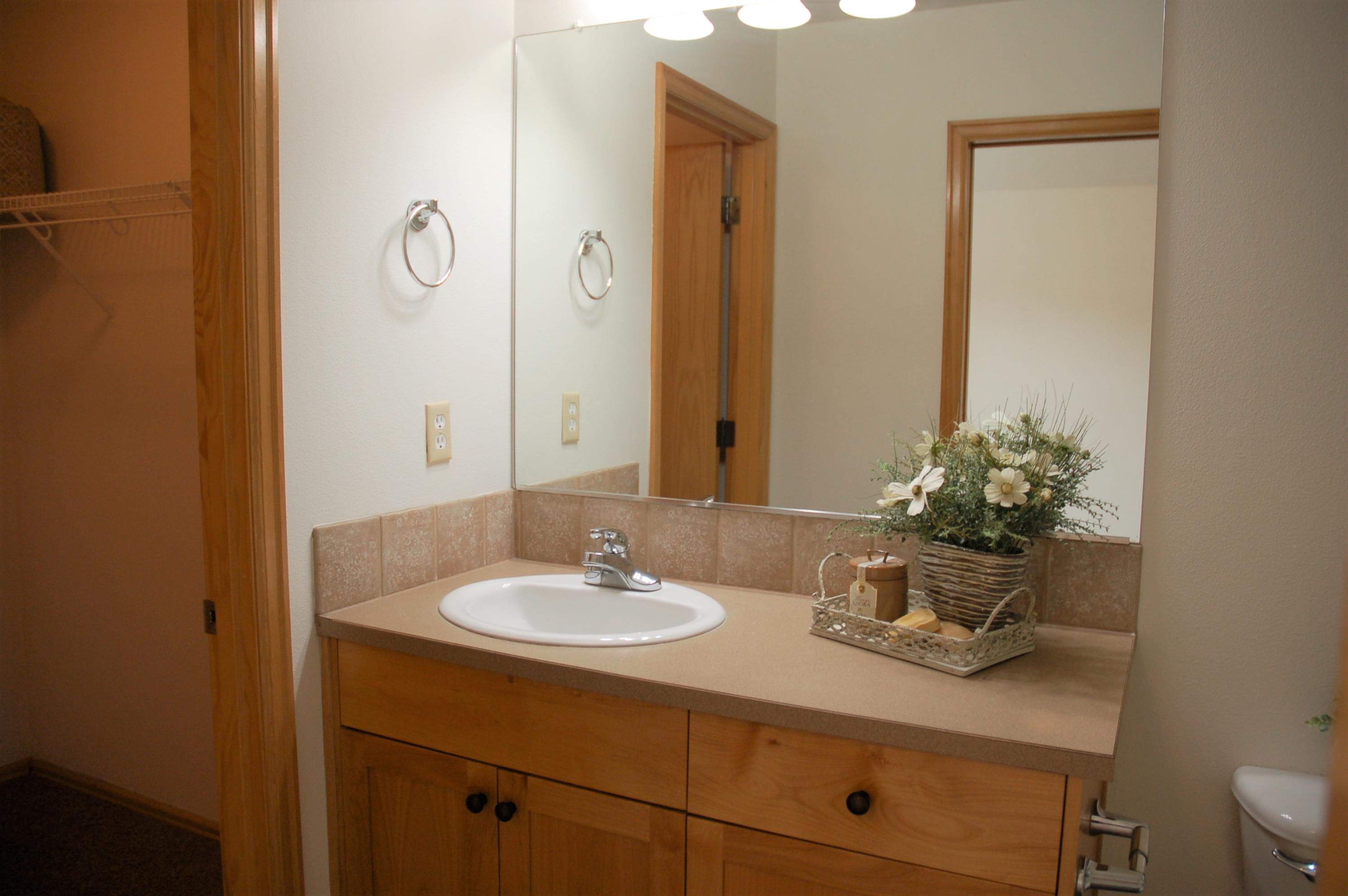 20564 Dylan Loop Bend, OR 97702 - Photo 25 of 31 DYLAN-25