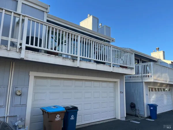 $2,750 | 329 East T Street, Benicia, CA 94510