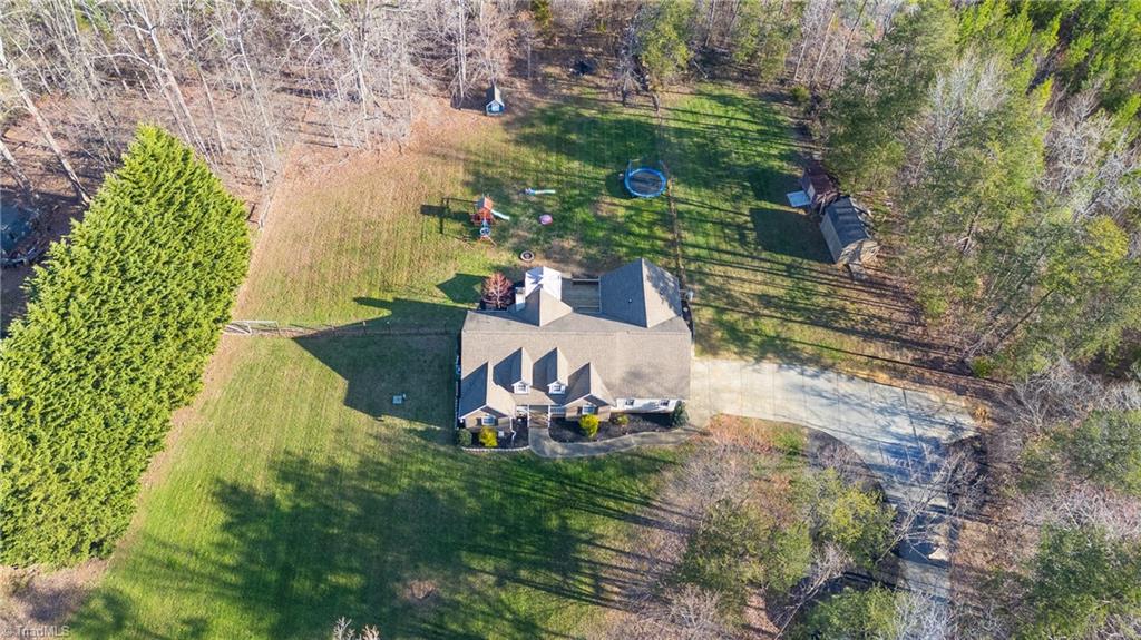 5719 Porterfield Road Browns Summit, NC 27214 - Photo 36 of 41 Gallery Image 36