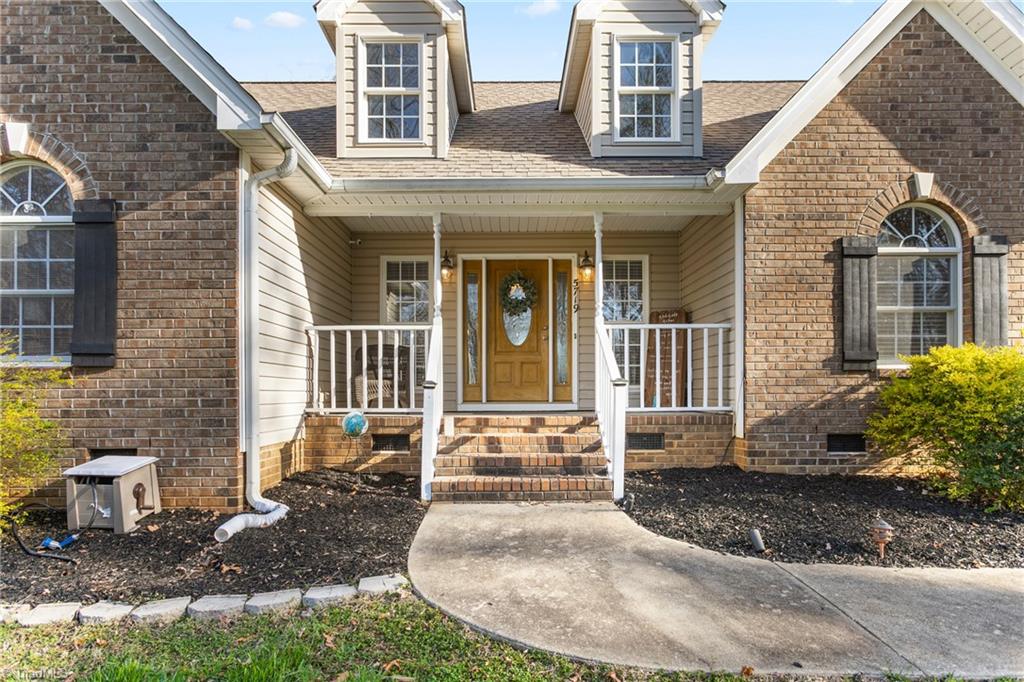 5719 Porterfield Road Browns Summit, NC 27214 - Photo 5 of 41 Gallery Image 5