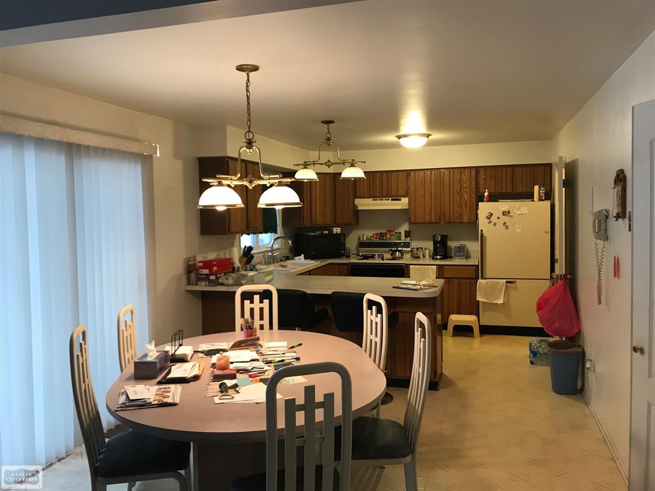 74409 Van Dyke Romeo, MI 48065 - Photo 18 of 37 31369643-17.JPG