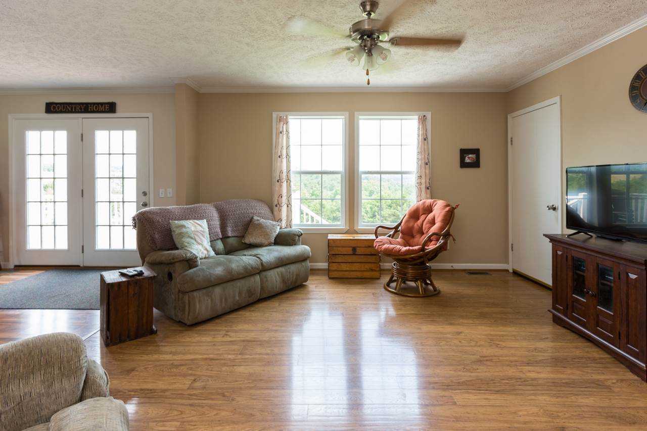 1780 Laurel Hill Road Verona, VA 24482 - Photo 10 of 36 Gallery Image 10