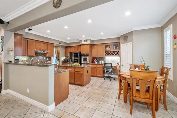 $1,725,000 | 30 Acanthus, Rancho Santa Margarita, CA 92688