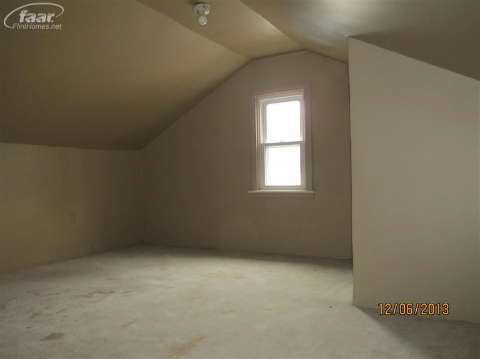 1850 South Hughes Road Brighton, MI 48114 - Photo 11 of 17 20375909-10.JPG