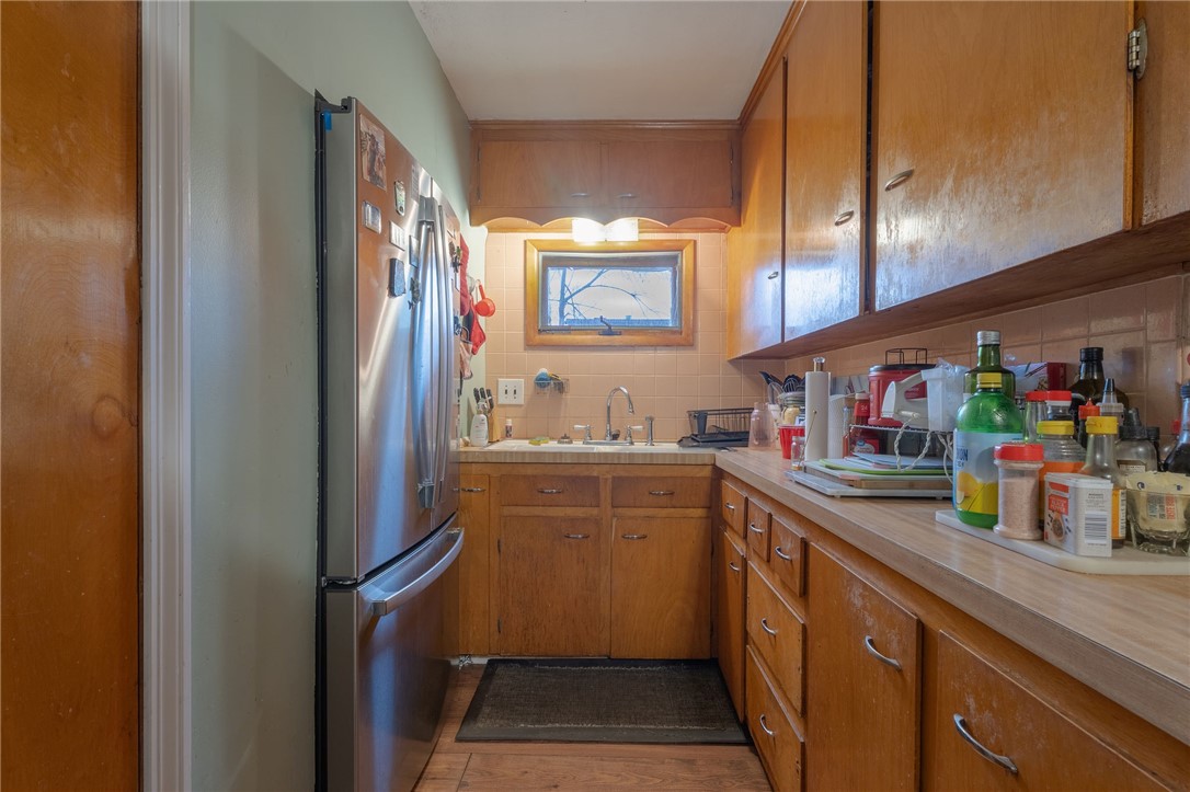 58 Cranston Street Woonsocket, RI 02895 - Photo 13 of 30